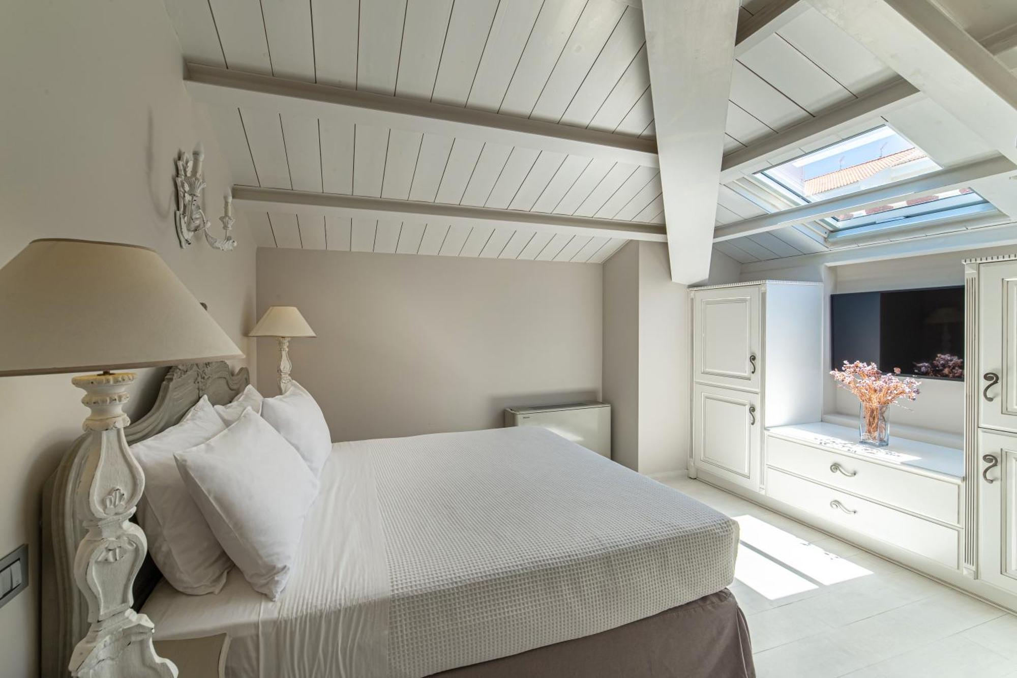 Micra Anglia Boutique Hotel & Spa Ándros Esterno foto