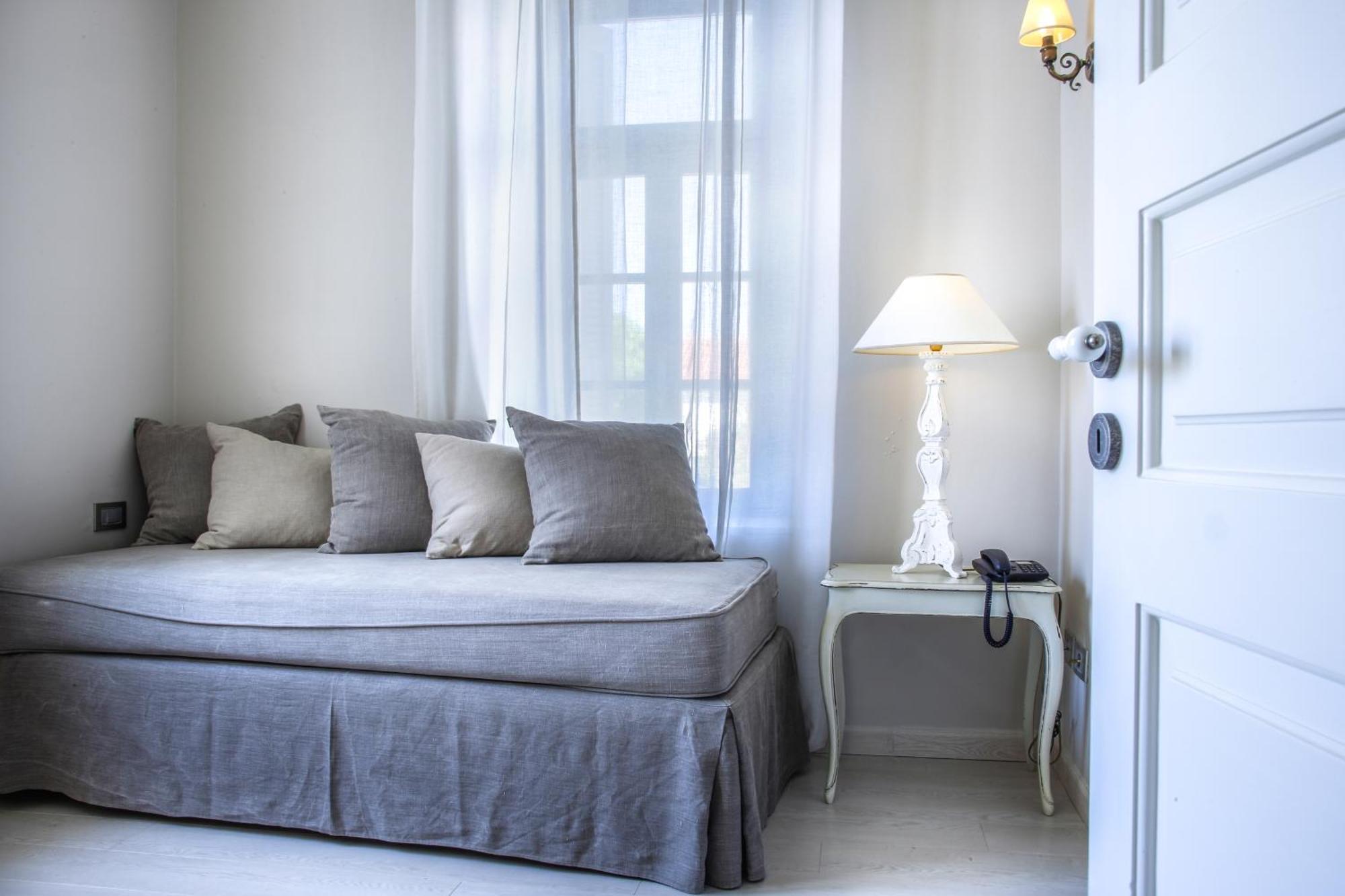 Micra Anglia Boutique Hotel & Spa Ándros Esterno foto